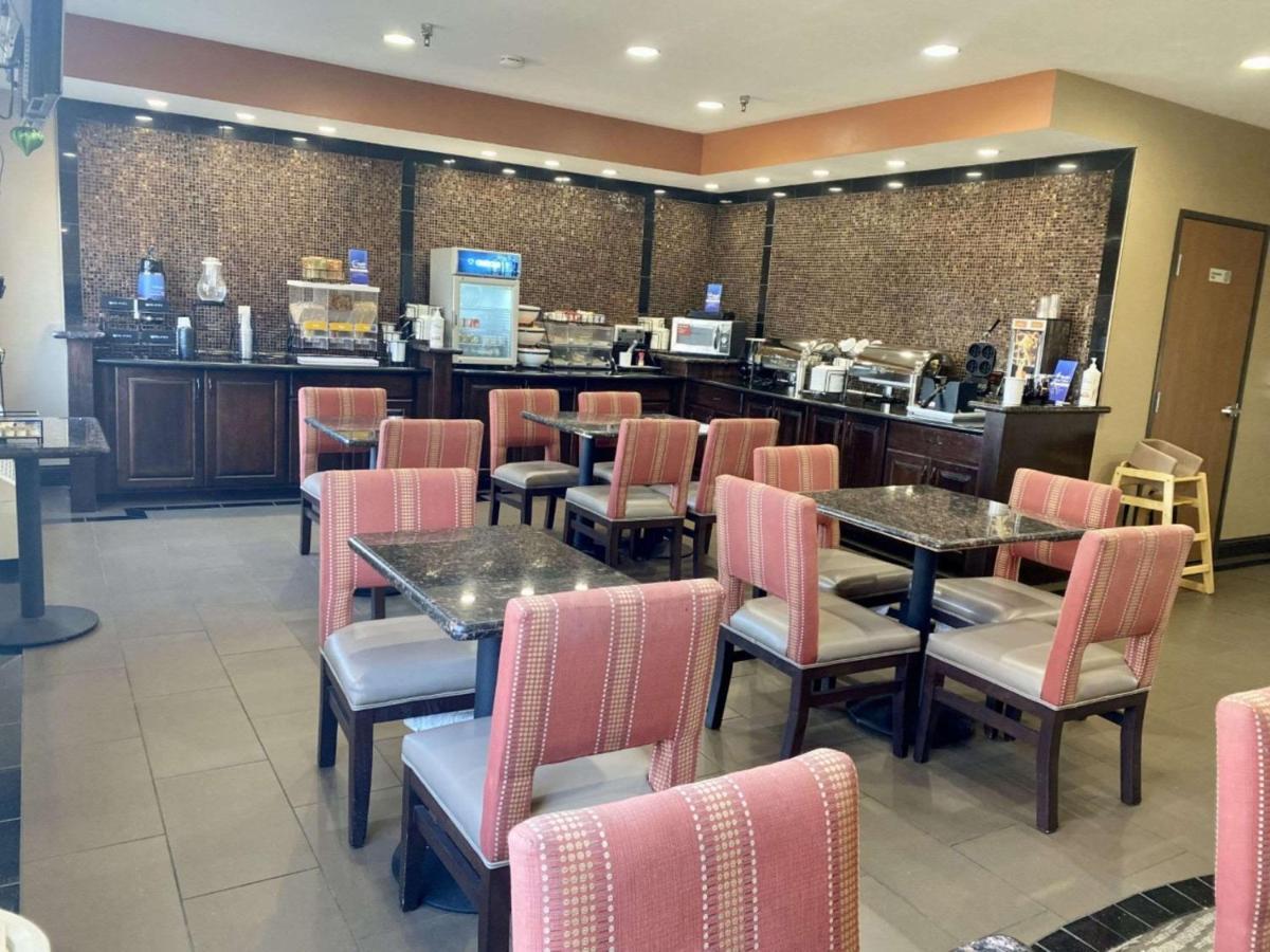 Best Western Emporia Inn Extérieur photo